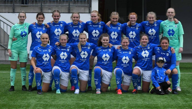 Lagbilete etter seieren mot RBK 2.