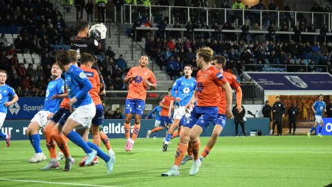 Tilskodarsnitt på 1421 i år